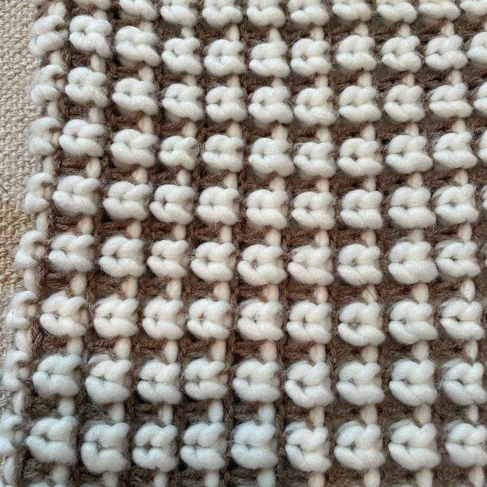 GAP Infinity Scarf - Picture 2 of 3